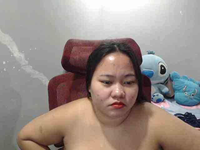 BubbleButtPinay webcam