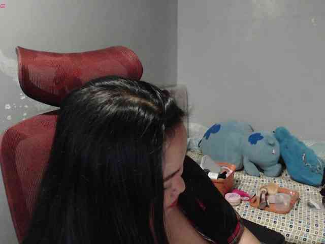BubbleButtPinay webcam