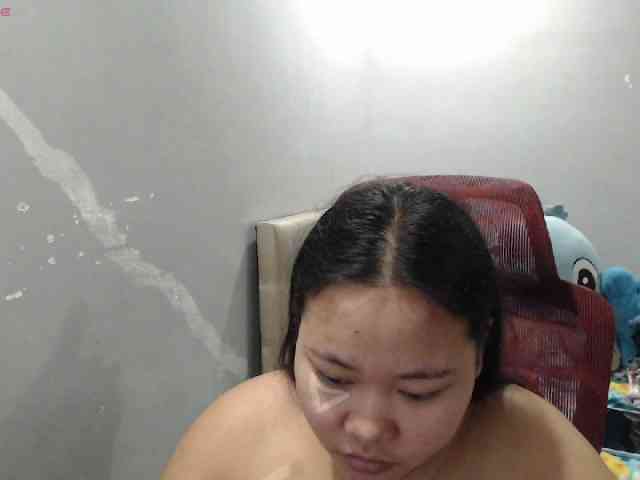BubbleButtPinay webcam