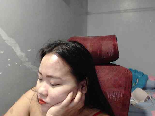 BubbleButtPinay webcam
