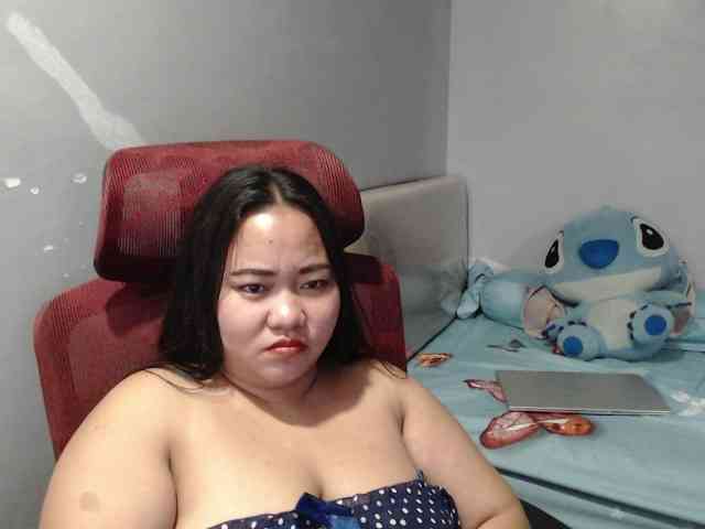 BubbleButtPinay webcam
