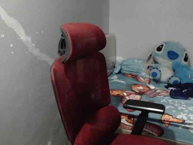 BubbleButtPinay webcam