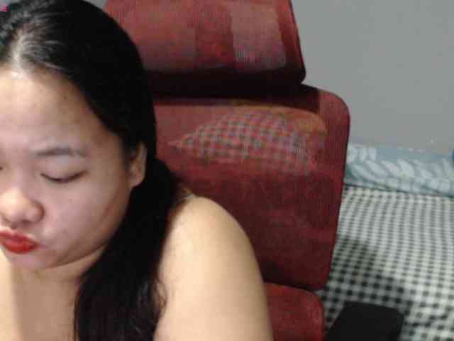 BubbleButtPinay webcam