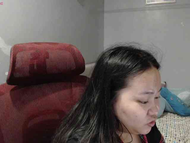 BubbleButtPinay webcam