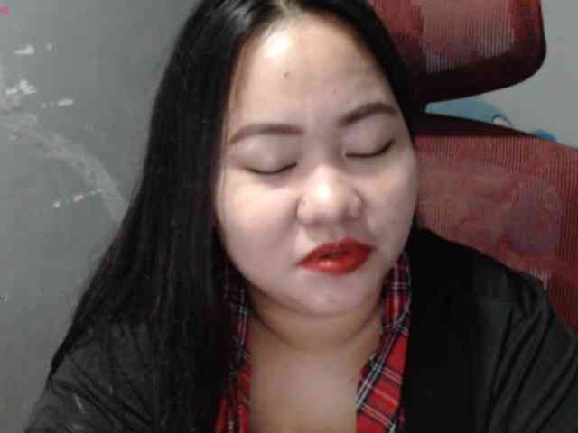 BubbleButtPinay webcam