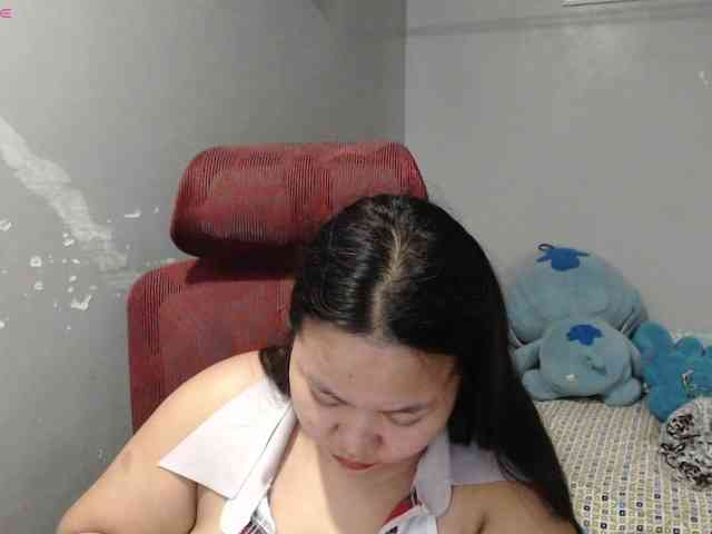 BubbleButtPinay webcam