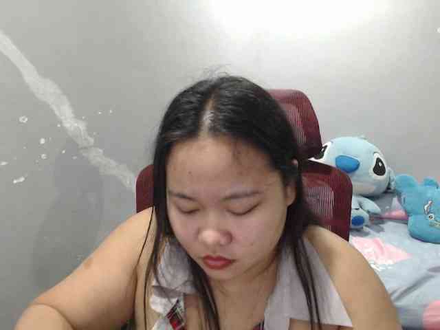 BubbleButtPinay webcam
