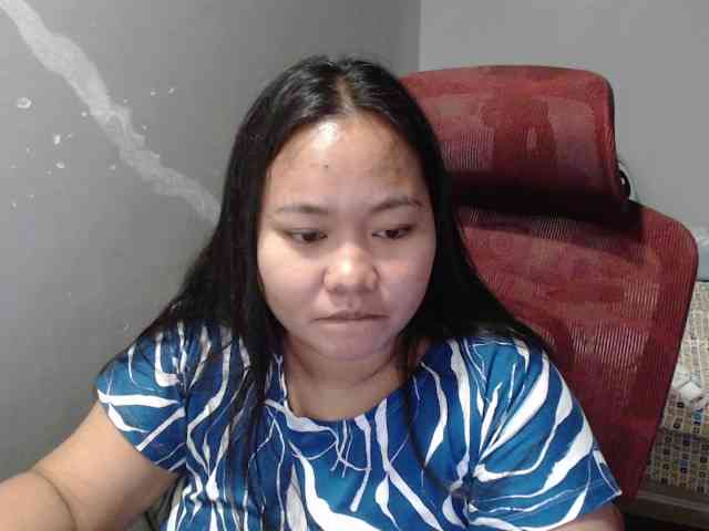 BubbleButtPinay webcam