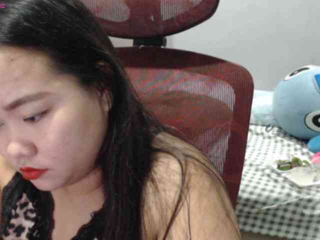 BubbleButtPinay webcam