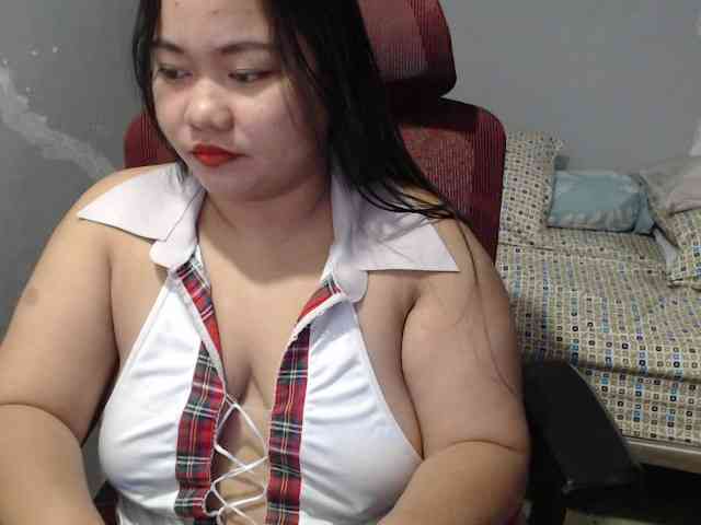BubbleButtPinay webcam