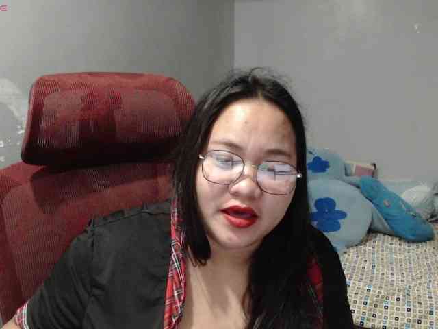 BubbleButtPinay webcam