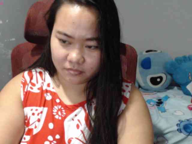 BubbleButtPinay webcam