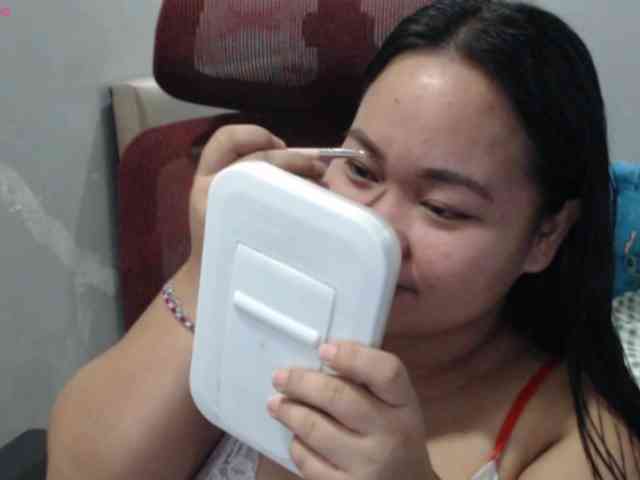 BubbleButtPinay webcam