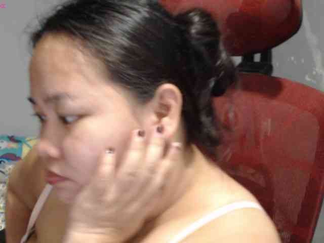 BubbleButtPinay