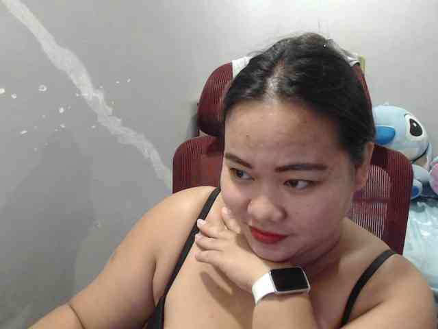 BubbleButtPinay webcam
