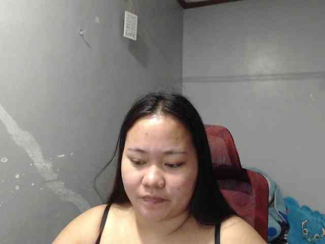 BubbleButtPinay webcam