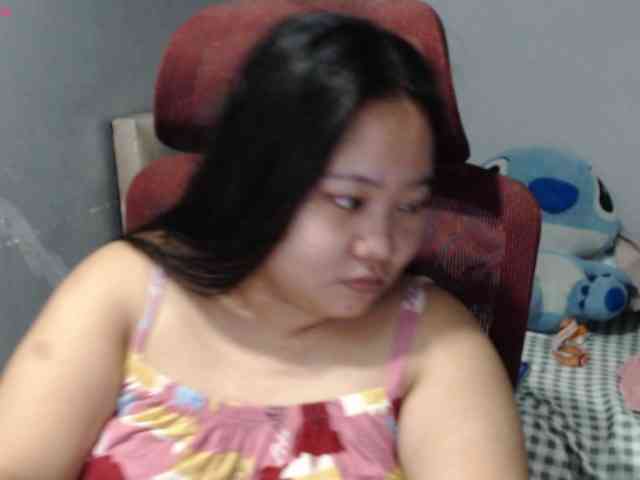 BubbleButtPinay webcam