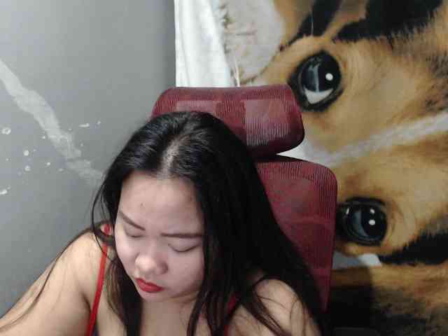 BubbleButtPinay webcam