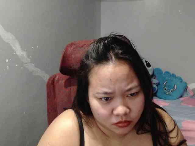 BubbleButtPinay webcam