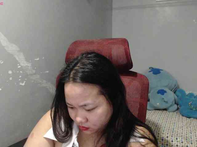 BubbleButtPinay webcam