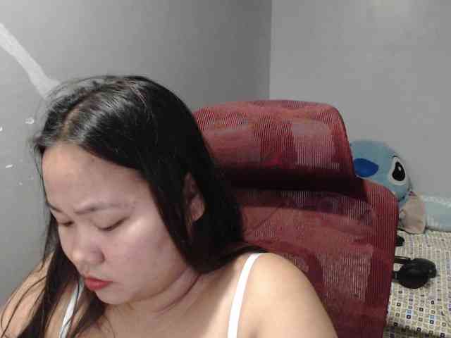 BubbleButtPinay webcam