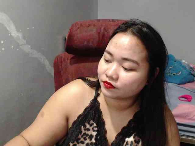 BubbleButtPinay webcam