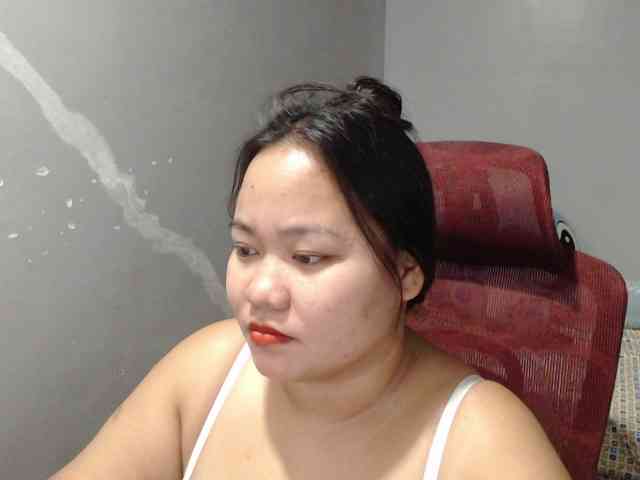 BubbleButtPinay webcam