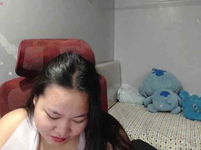BubbleButtPinay webcam