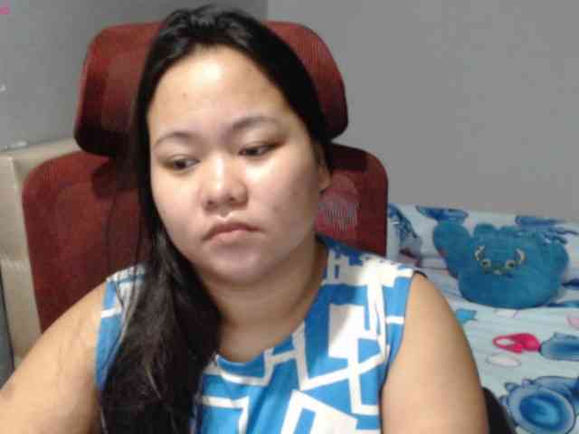 BubbleButtPinay webcam