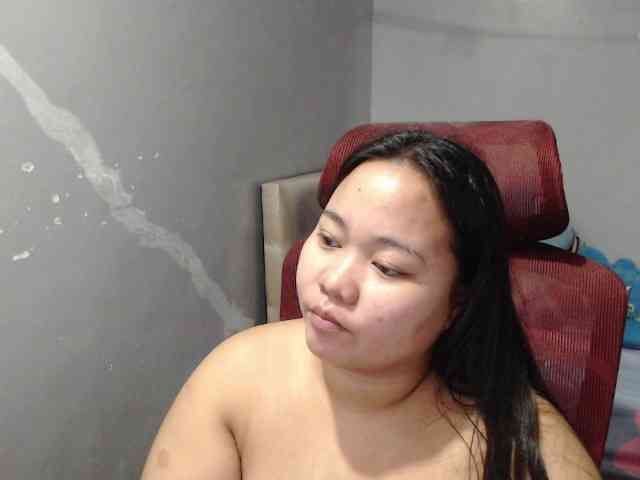 BubbleButtPinay webcam