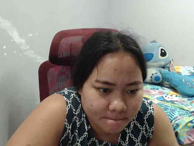 BubbleButtPinay webcam
