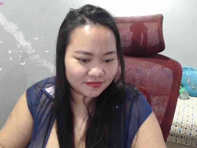 BubbleButtPinay webcam