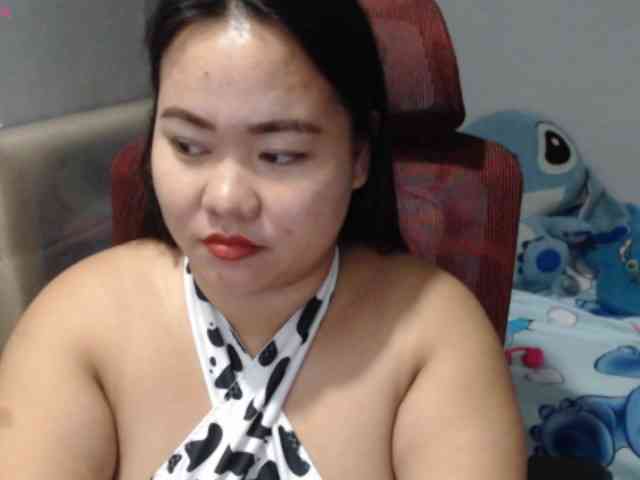 BubbleButtPinay webcam