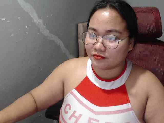 BubbleButtPinay webcam