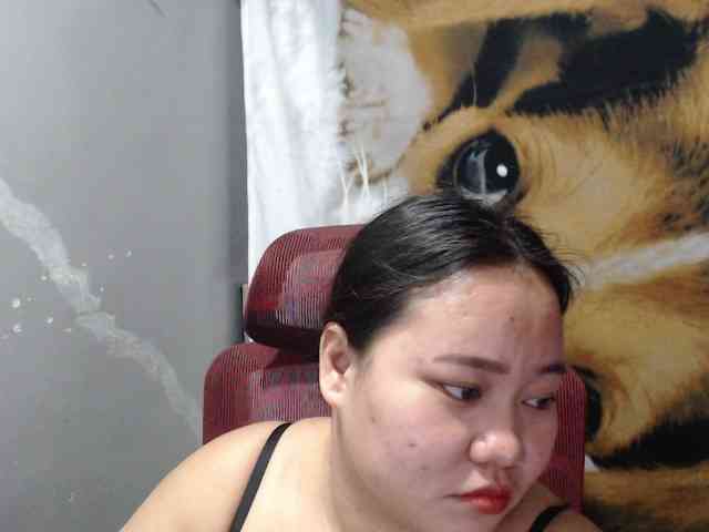 BubbleButtPinay webcam