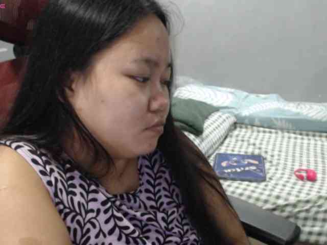 BubbleButtPinay webcam
