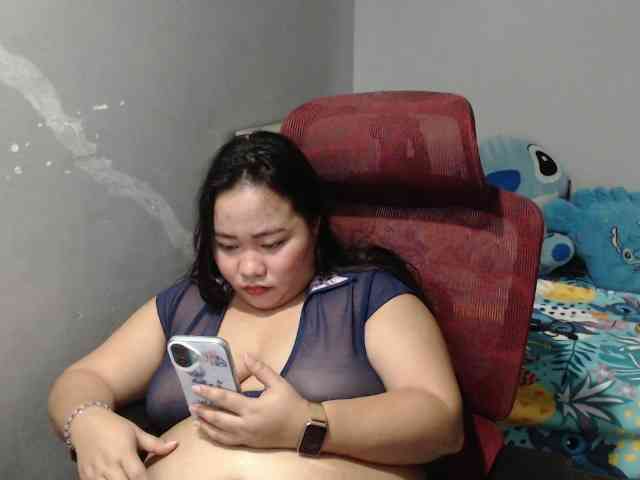 BubbleButtPinay webcam
