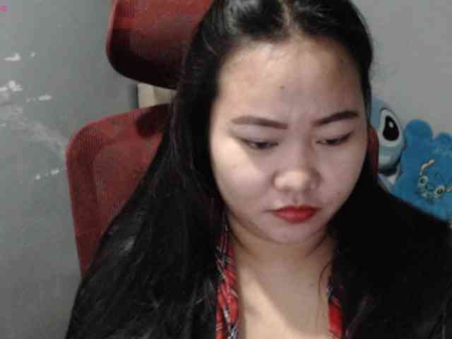 BubbleButtPinay webcam