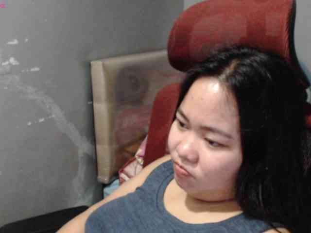 BubbleButtPinay webcam