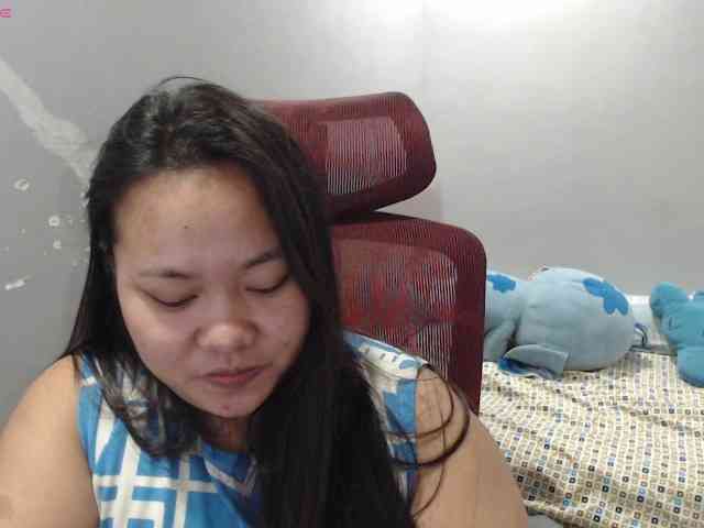 BubbleButtPinay webcam