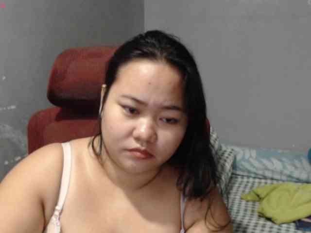 BubbleButtPinay webcam
