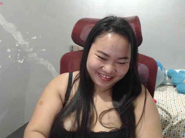 BubbleButtPinay webcam