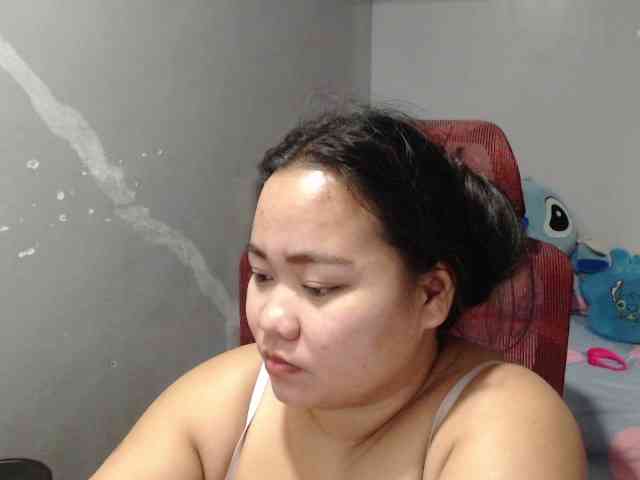 BubbleButtPinay webcam