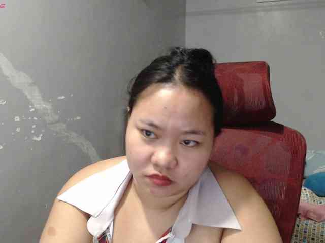BubbleButtPinay webcam