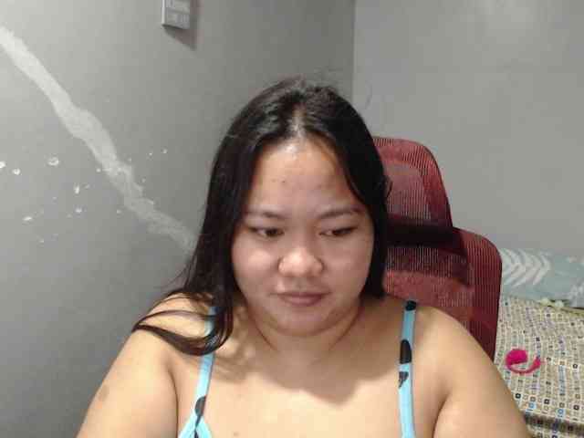 BubbleButtPinay webcam