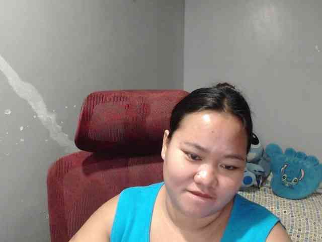 BubbleButtPinay webcam