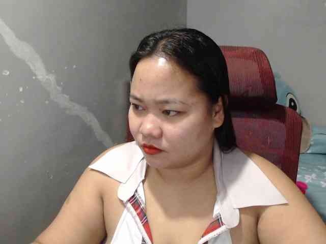 BubbleButtPinay webcam