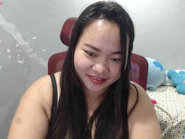 BubbleButtPinay webcam