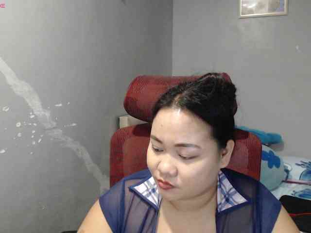 BubbleButtPinay webcam