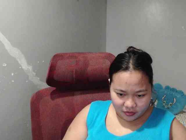 BubbleButtPinay webcam